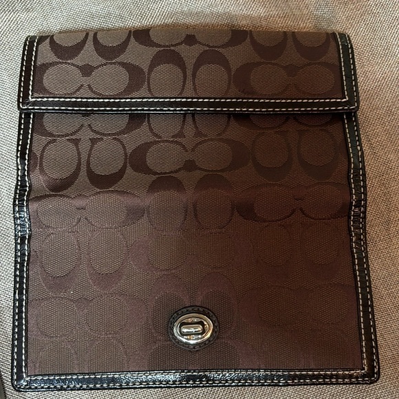 COACH Signature Slim Envelope Credit Card Wallet Chocolate Brown - Picture 9 of 10